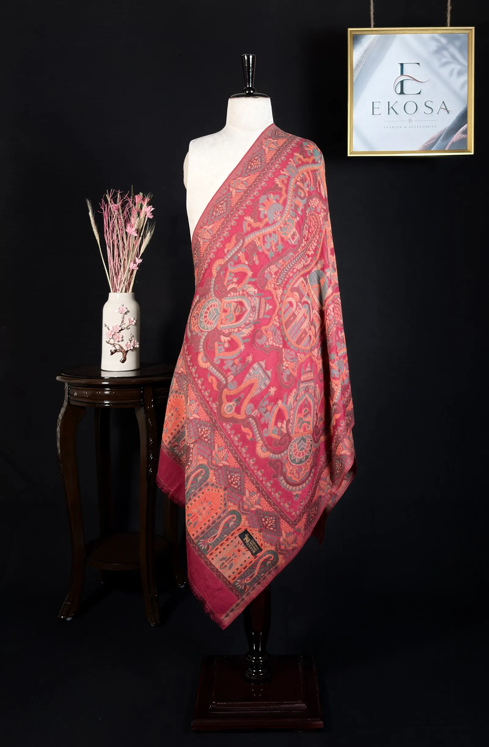 Cashmere Stole in red, image 1 of 4